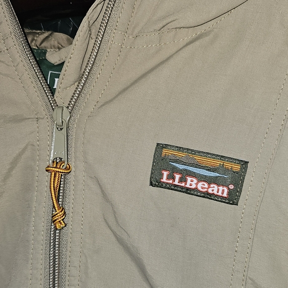 L.L. Bean Outdoor pullover jacket - Picture 2 of 5